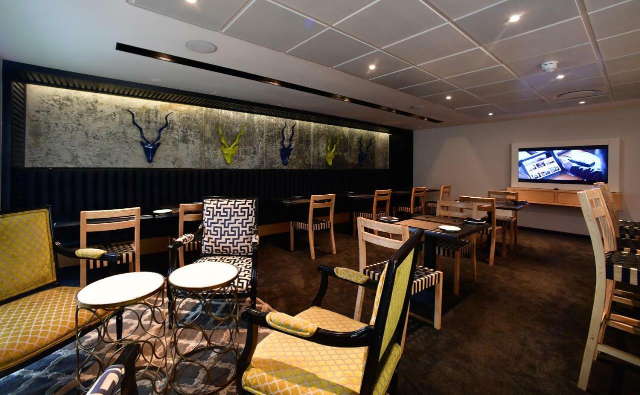 The Max Hotel Sandton Johannesburg Luaran gambar